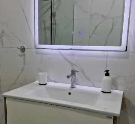 Apartamento Aurora Qerret Golem (Tirana)