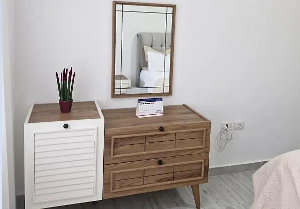 Aurora Qerret Διαμέρισμα