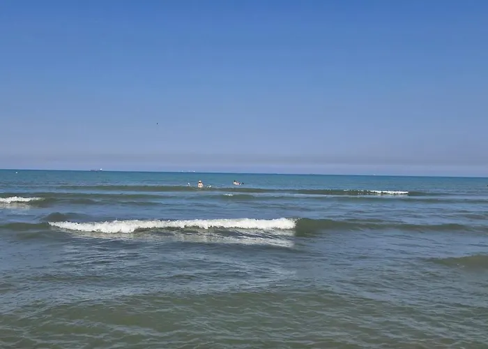 Διαμέρισμα Aurora Qerret Golem (Tirana)