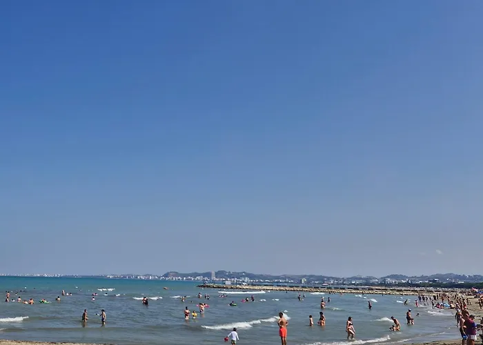 Διαμέρισμα Aurora Qerret