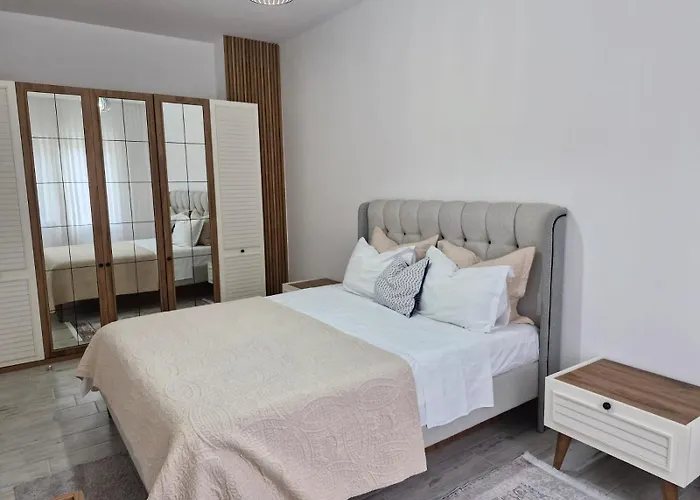 Aurora Qerret アパート ゴーレム